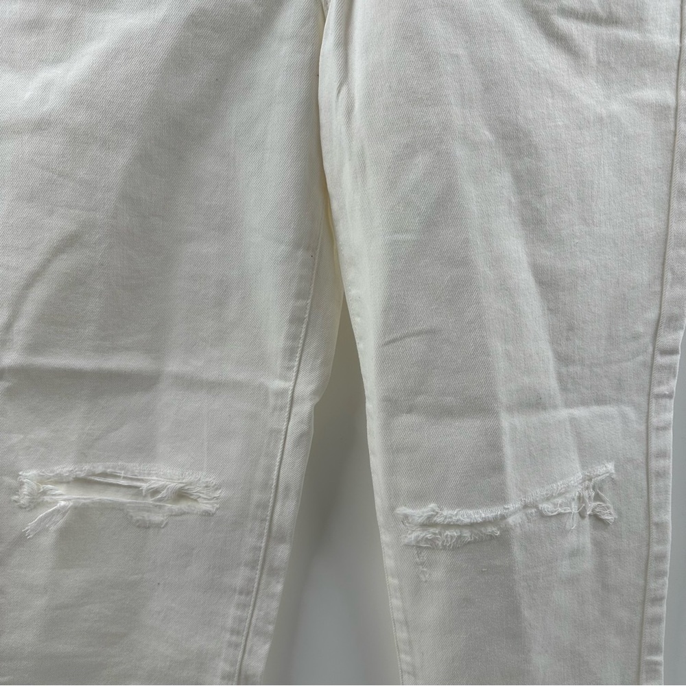 Forever 21 Ripped High Rise White Mom Jeans - Picture 3 of 6